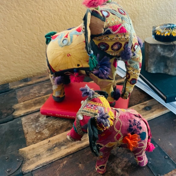 Vintage Anglo Raj cotton handmade elephant - Picture 7 of 7